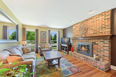 3760 Versailles Rd, Hoffman Estates, IL 60192 photo 12