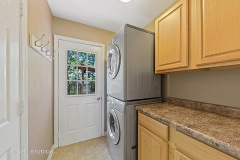 3760 Versailles Rd, Hoffman Estates, IL 60192 photo 27