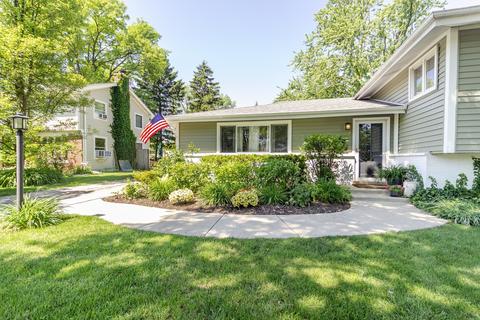 3027 Applegate Ln, Glenview, IL 60025 photo 2
