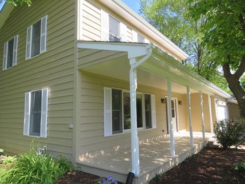 314 High Point Dr, Lindenhurst, IL 60046 photo 2