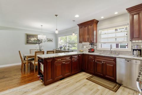4412 Lincoln Ct, Rolling Meadows, IL 60008 photo 9