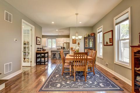 1936 Ash St, Des Plaines, IL 60018 photo 4
