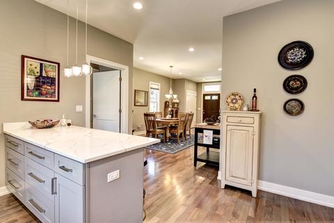 1936 Ash St, Des Plaines, IL 60018 photo 8