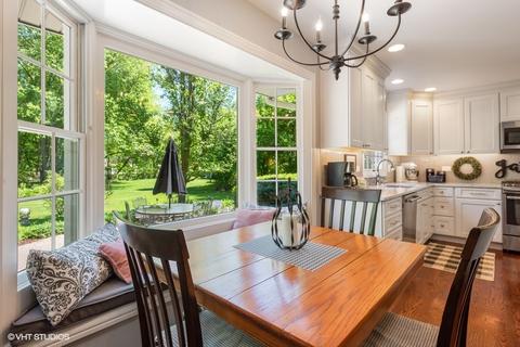 25 W716 Harrison Ave, Wheaton, IL 60187 photo 12