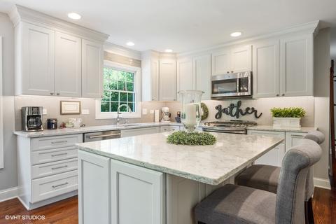25 W716 Harrison Ave, Wheaton, IL 60187 photo 13