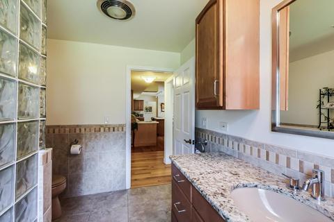 2801 Apache Trl, Mchenry, IL 60051 photo 18