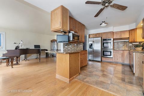 320 Forestway Dr, Northbrook, IL 60062 photo 13