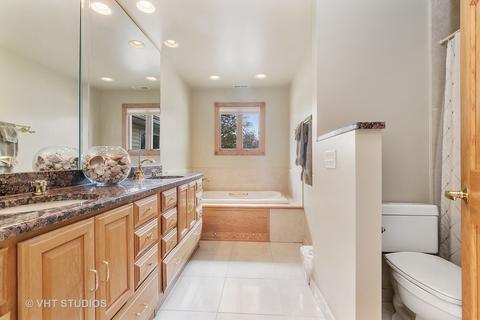 320 Forestway Dr, Northbrook, IL 60062 photo 21