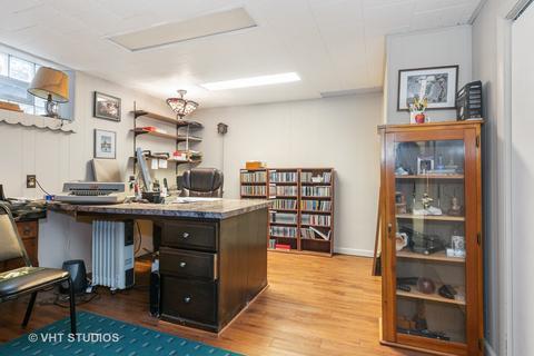320 Forestway Dr, Northbrook, IL 60062 photo 17