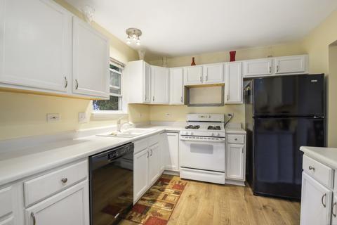 2215 Wesmere Lakes Dr, Plainfield, IL 60586 photo 9