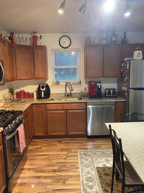 1604 Hillside Ln, Mchenry, IL 60051 photo 5