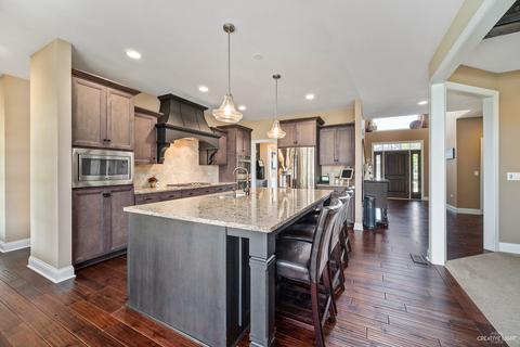 4432 White Ash Ln, Naperville, IL 60564 photo 7