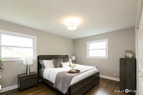 756 Polynesian Dr, Des Plaines, IL 60016 photo 24