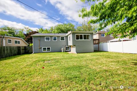756 Polynesian Dr, Des Plaines, IL 60016 photo 29