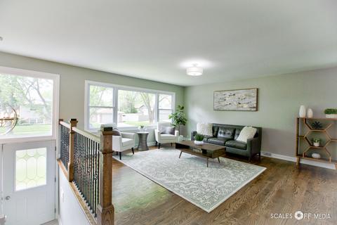 756 Polynesian Dr, Des Plaines, IL 60016 photo 5