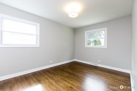 756 Polynesian Dr, Des Plaines, IL 60016 photo 12