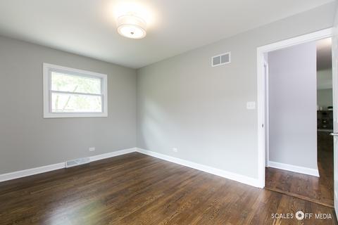 756 Polynesian Dr, Des Plaines, IL 60016 photo 27