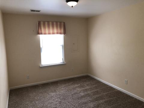 1237 Penny Ln, Dekalb, IL 60115 photo 7