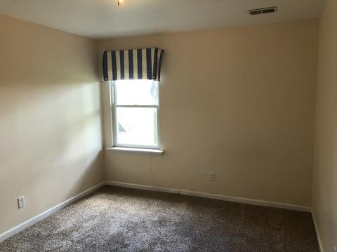 1237 Penny Ln, Dekalb, IL 60115 photo 9