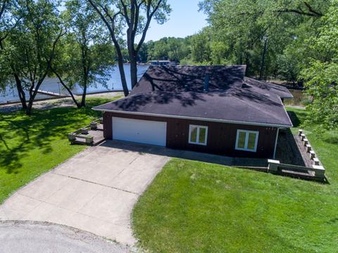 2301 W Riverside Dr, Mchenry, IL 60050 photo 2