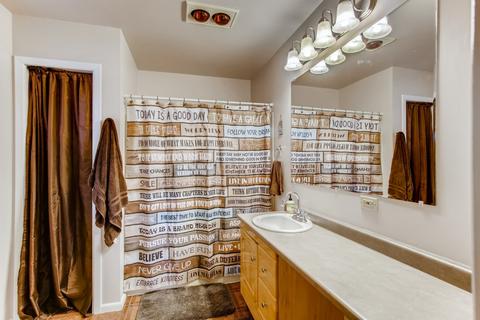 461 S Edison Ave, Elgin, IL 60123 photo 12