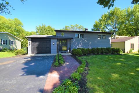 115 Perth Rd, Cary, IL 60013 photo 1