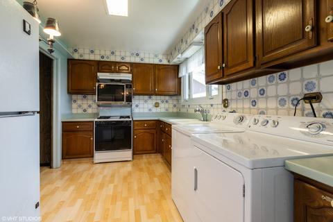 673 E Thacker St, Des Plaines, IL 60016 photo 5