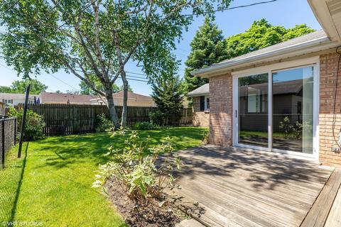 673 E Thacker St, Des Plaines, IL 60016 photo 10