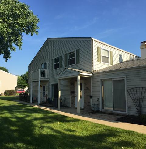 142 Ann Ct #B, Bartlett, IL 60103 photo 1