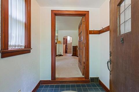 1113 E Olive St, Bloomington, IL 61701 photo 9