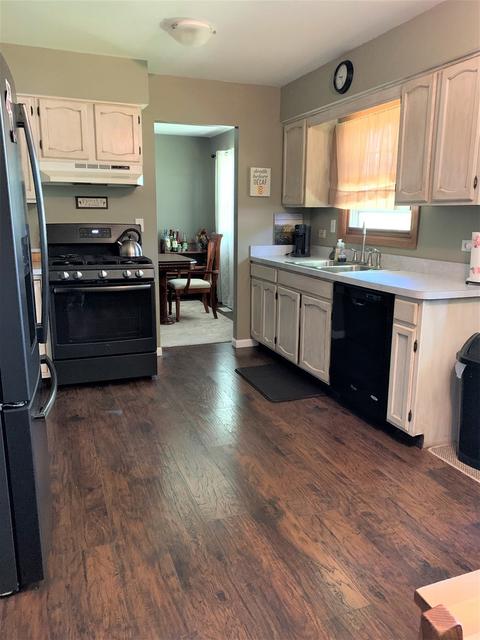5116 Springdale Ln, Mchenry, IL 60050 photo 9