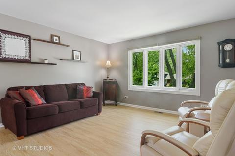 1405 Meyer Rd, Hoffman Estates, IL 60169 photo 3