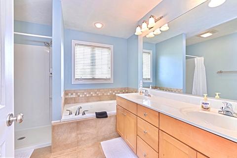 2324 N Bridge Dr, Normal, IL 61761 photo 32