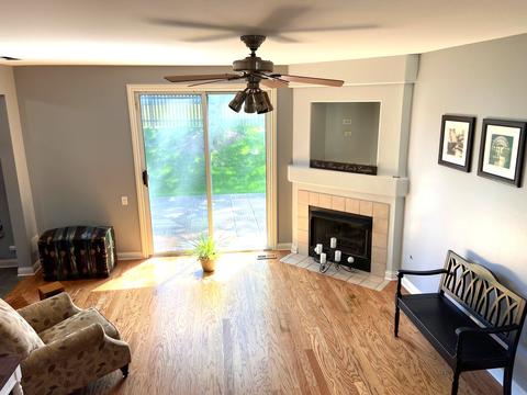 945 Mesa Dr, Elgin, IL 60123 photo 13