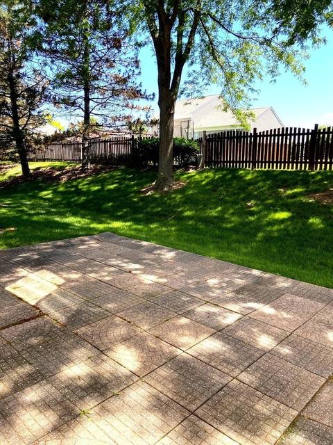 945 Mesa Dr, Elgin, IL 60123 photo 14