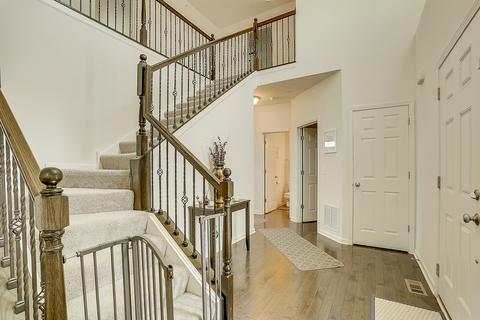 5824 Chatham Dr, Hoffman Estates, IL 60192 photo 17