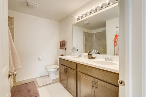 5824 Chatham Dr, Hoffman Estates, IL 60192 photo 21