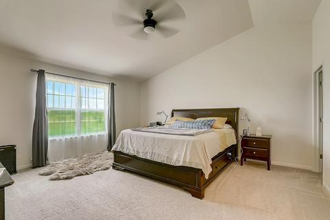5824 Chatham Dr, Hoffman Estates, IL 60192 photo 18