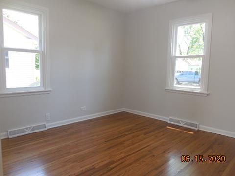 700 Bent St, Elgin, IL 60120 photo 15