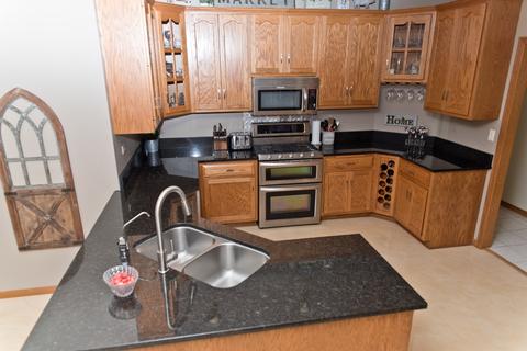365 E Pine Meadow Ct, Morris, IL 60450 photo 11