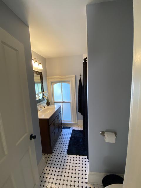 463 E Chicago St, Elgin, IL 60120 photo 24