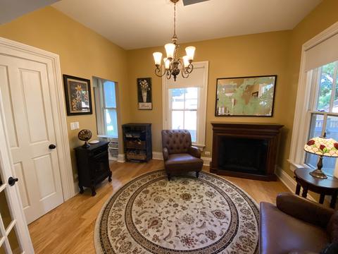 463 E Chicago St, Elgin, IL 60120 photo 9