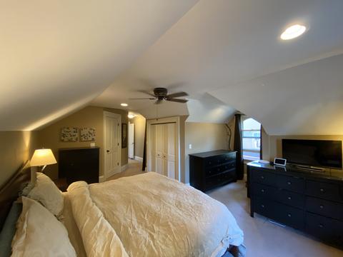 463 E Chicago St, Elgin, IL 60120 photo 26