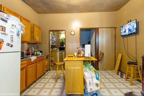 334 S Evergreen Ave, Kankakee, IL 60901 photo 3
