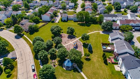 412 Farmbrook Ct, Romeoville, IL 60446 photo 24