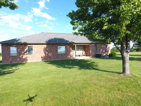 1052 County Road 2425e, El Paso, IL 61738 photo 7