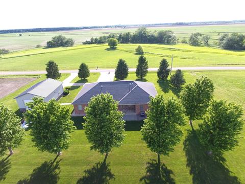 1052 County Road 2425e, El Paso, IL 61738 photo 6