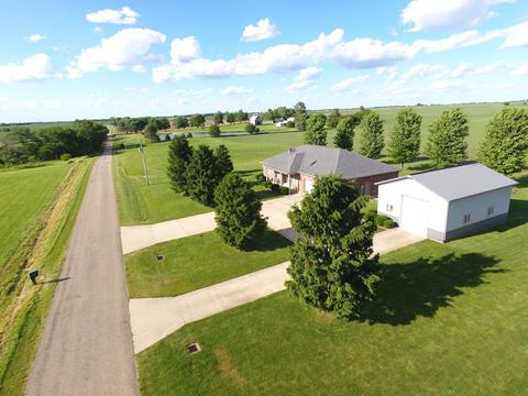 1052 County Road 2425e, El Paso, IL 61738 photo 3