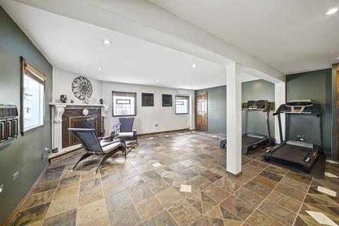 7240 W 61st Pl, Summit, IL 60501 photo 25