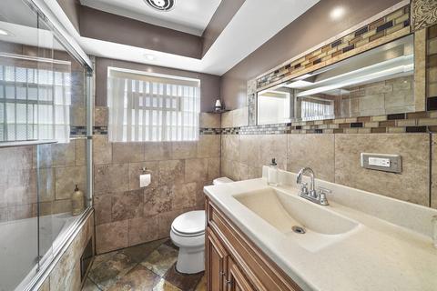 7240 W 61st Pl, Summit, IL 60501 photo 24